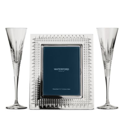 Lismore Diamond Frame & Champagne Flutes Set