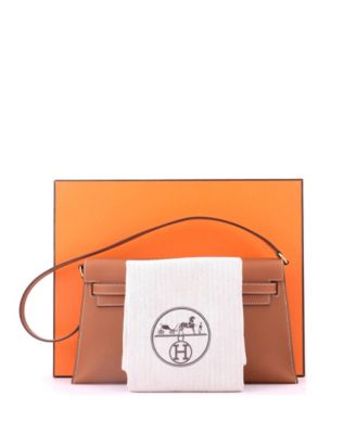 Kelly Elan Shoulder Bag Madame