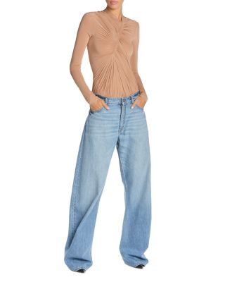 Mid Waist Relaxed Curve Jeans in Light Blue