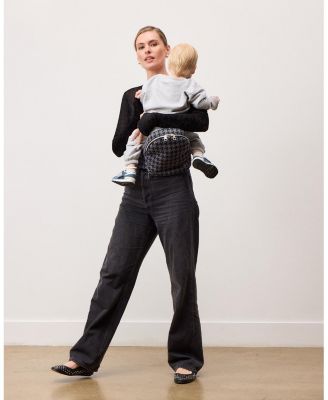  Brio Belt Toddler Carrier