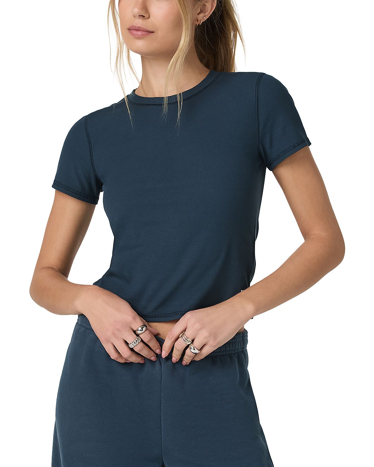 Vuori Pose Fitted Tee