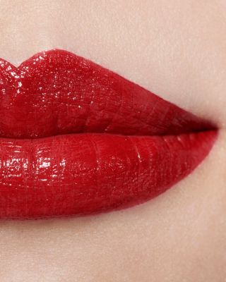 ROUGE COCO Longwear Satin Lipstick Hydrating & Smoothing Lip Care