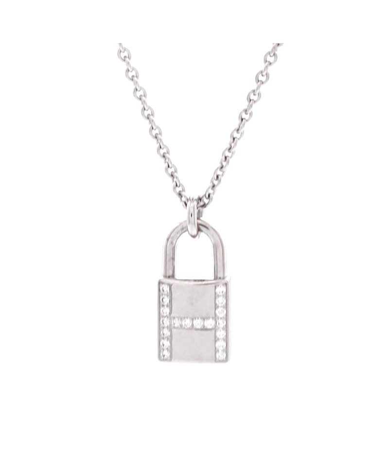 Pre-Owned HERMES Amulettes Cadenas Pendant Necklace 18K White Gold with Diamonds, 15.75