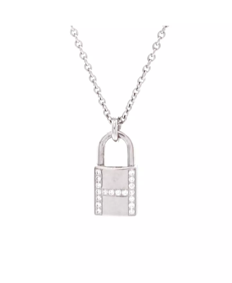 Pre-Owned HERMES Amulettes Cadenas Pendant Necklace 18K White Gold with Diamonds, 15.75