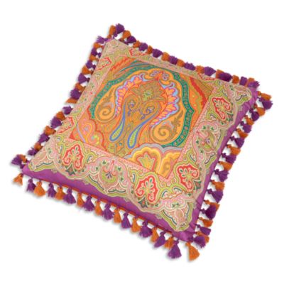 Hoa Cushion with Passementerie