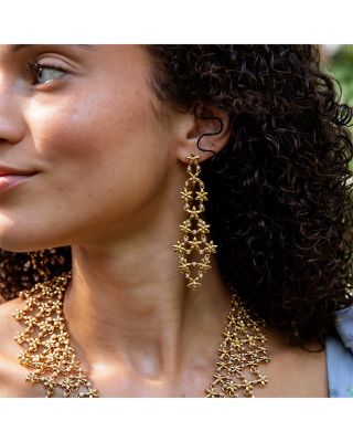 Jasmine Shell Pearl Earrings