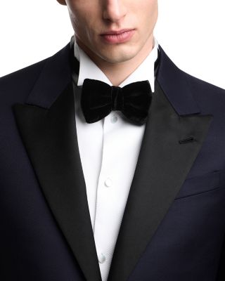G Line Regular Fit Single Breasted Peak Lapel Tuxedo in Virgin Wool