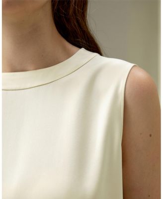  Sleeveless Round Neck Silk Top