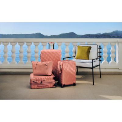 19 Degree Luggage Collection