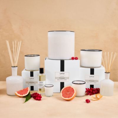 Champagne Signature Candle, 15.5 oz.