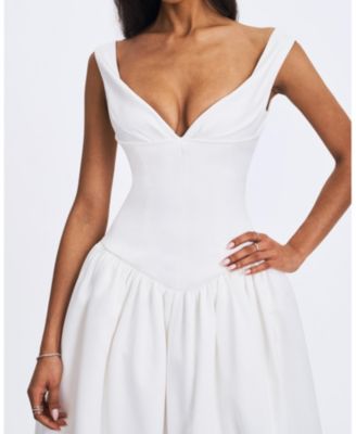  Siena Satin Sweetheart Wedding Gown