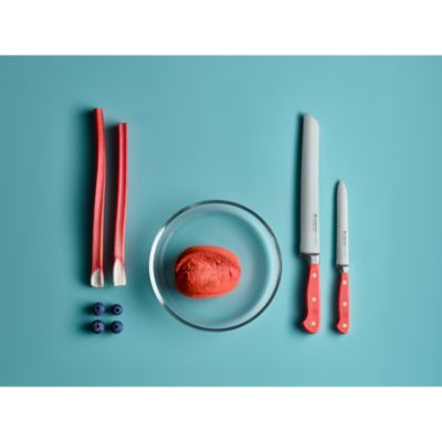 Classic 9" Double Serrated Bread Knife