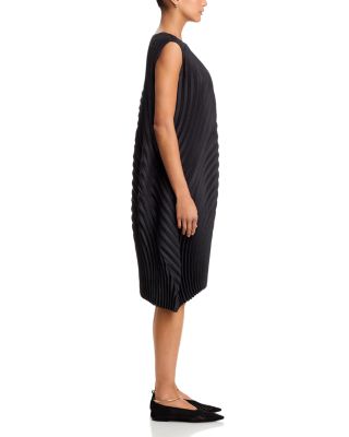 Circle Pleat Dress