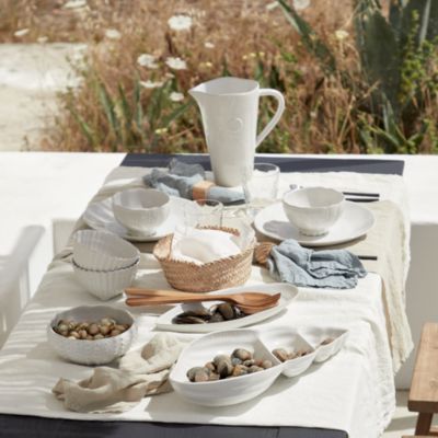 Aparte Collection