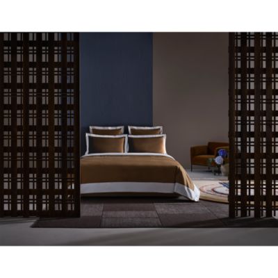 Flying Sateen Bedding Collection - Exclusive