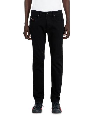 2019 D Strukt Slim Fit 32" Jeans in Black