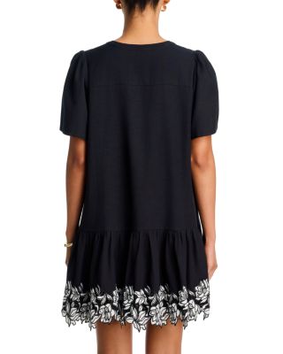 black dress with white roses Black Dress| Premium White Roses  vasees
