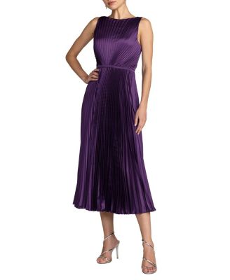  Sleeveless High Neck Pleated Midi Dress