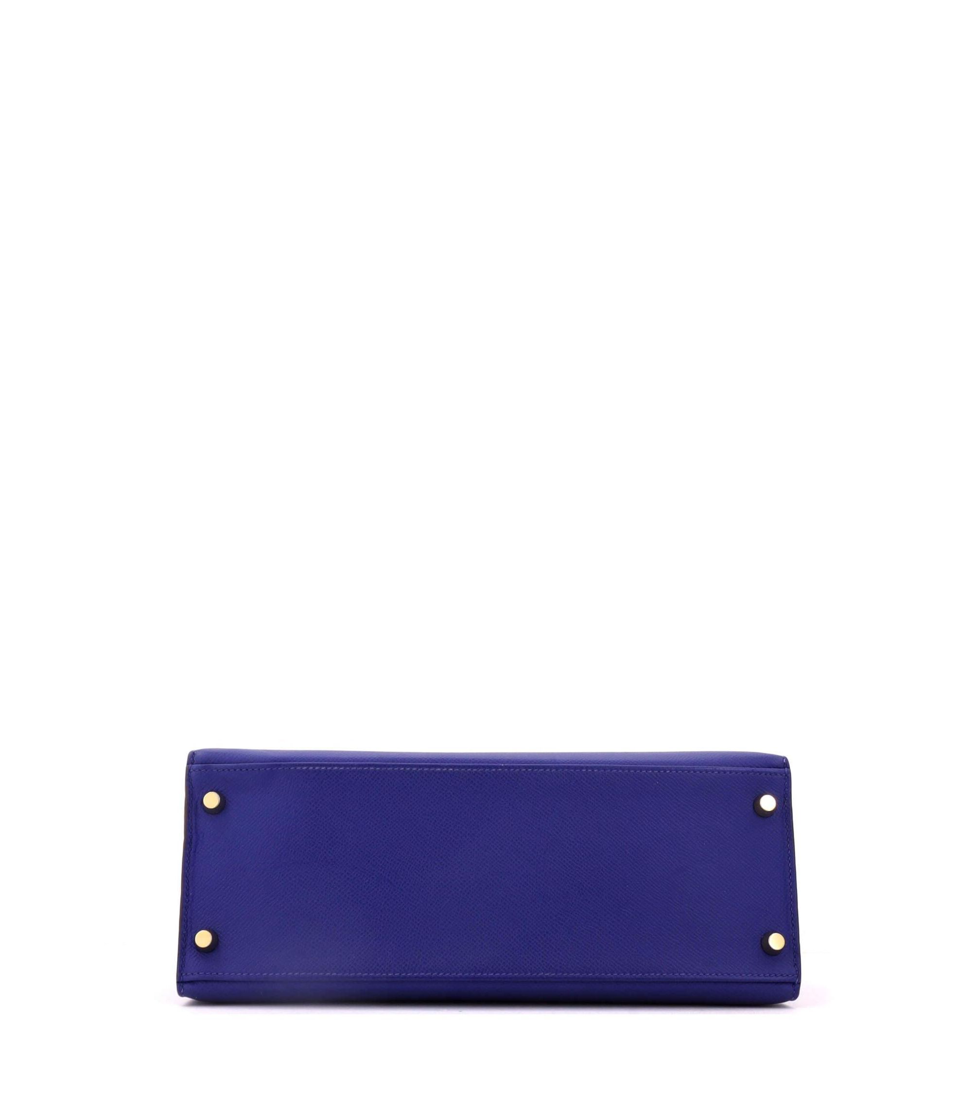 Kelly 28 Handbag Bicolor Epsom with Brushed Gold Hardware — Image 6