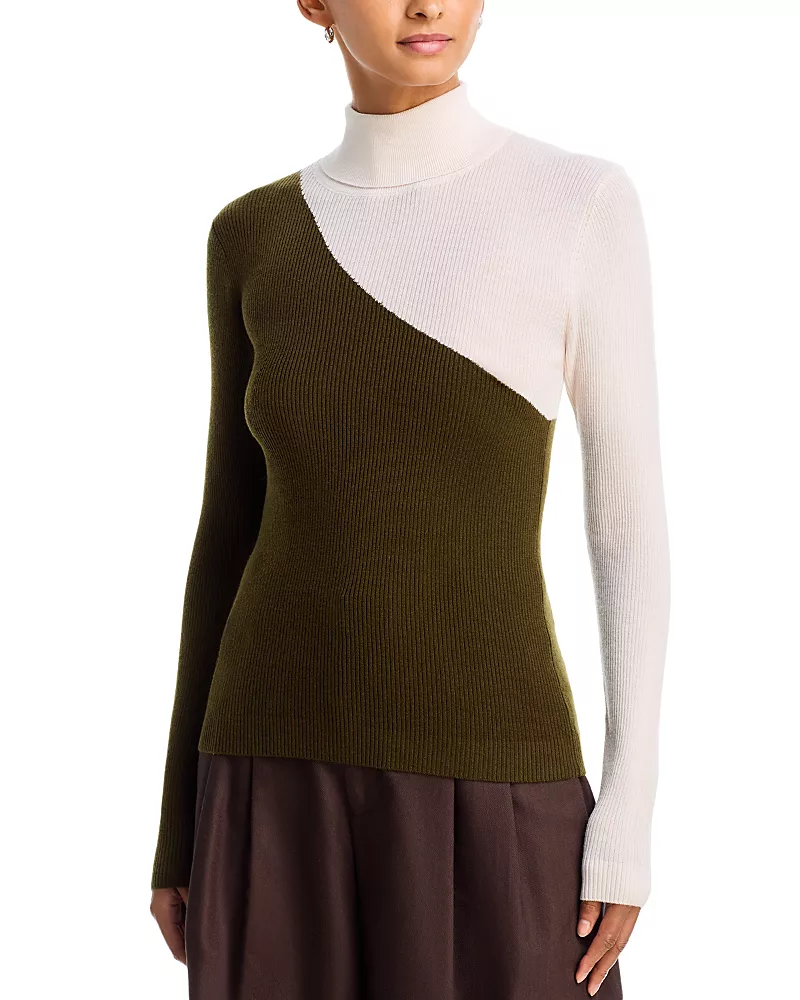 Essential Antwerp Koncert Bicolor Turtleneck Top