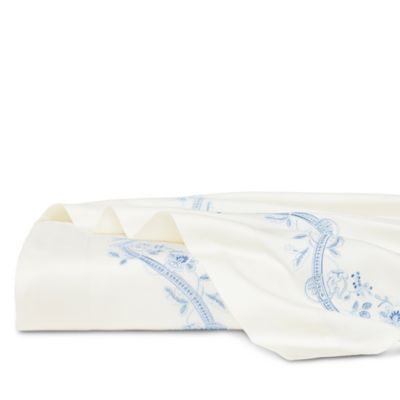 x Scalamandr&eacute; Isabella Embroidered Sateen Flat Sheet, Twin
