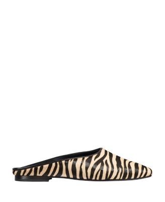  Women's The Clara Flats