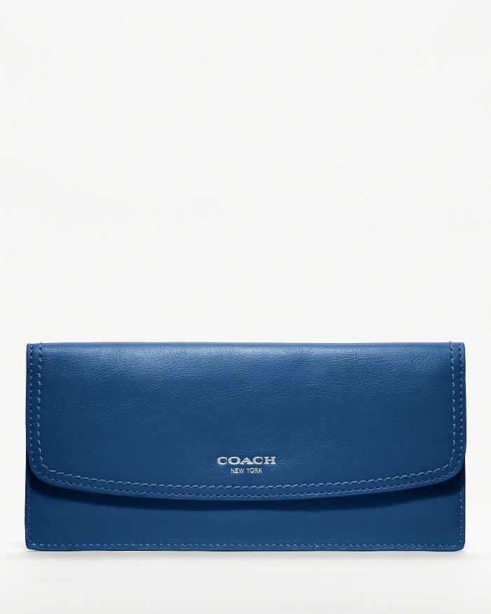 Coach legacy hotsell wristlet