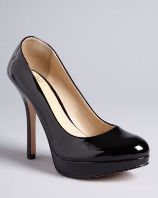 joan and david pumps