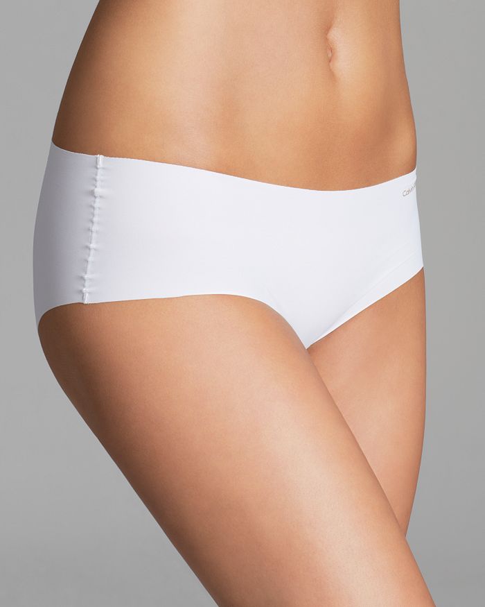 Calvin Klein Underwear Invisibles Hipster In White
