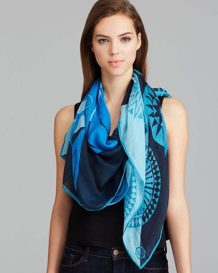 Jonathan top adler scarf