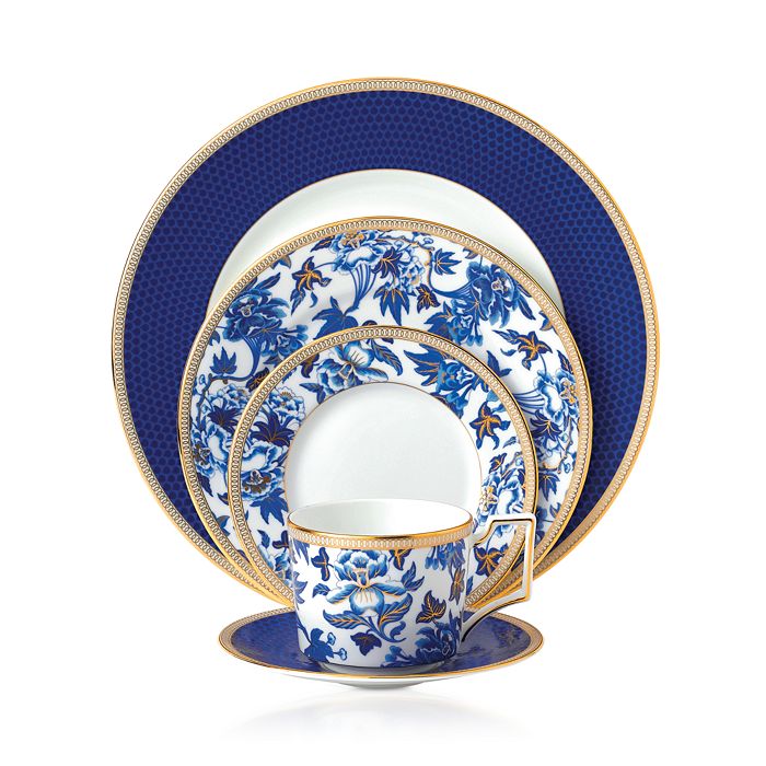 Wedgwood - Hibiscus 5-Piece Place Setting