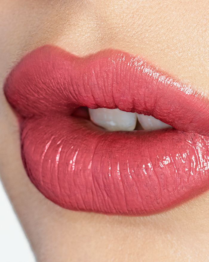Charlotte Tilbury K.i.s.s.i.n.g Fallen From The Lipstick Tree In Coral Kiss