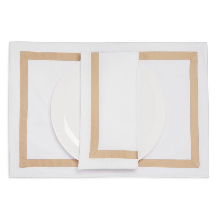 Matouk Lowell Placemat, Set Of 4 In Champagne