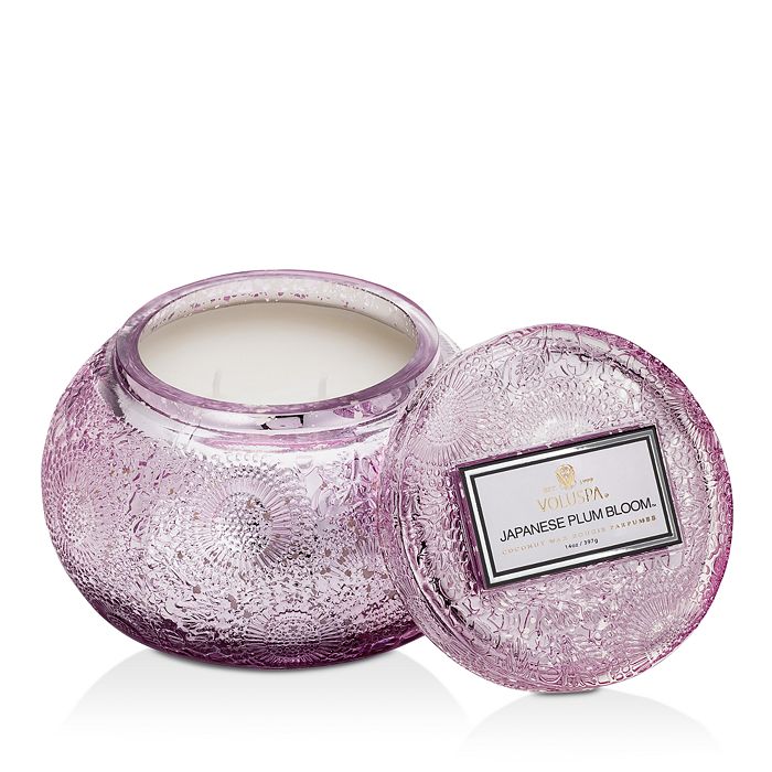 Voluspa Japonica Japanese Plum Bloom Embossed Glass Chawan Candle