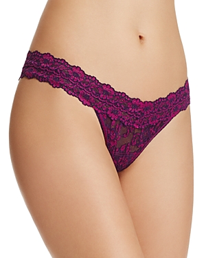 HANKY PANKY CROSS-DYED SIGNATURE LACE LOW-RISE THONG,591054