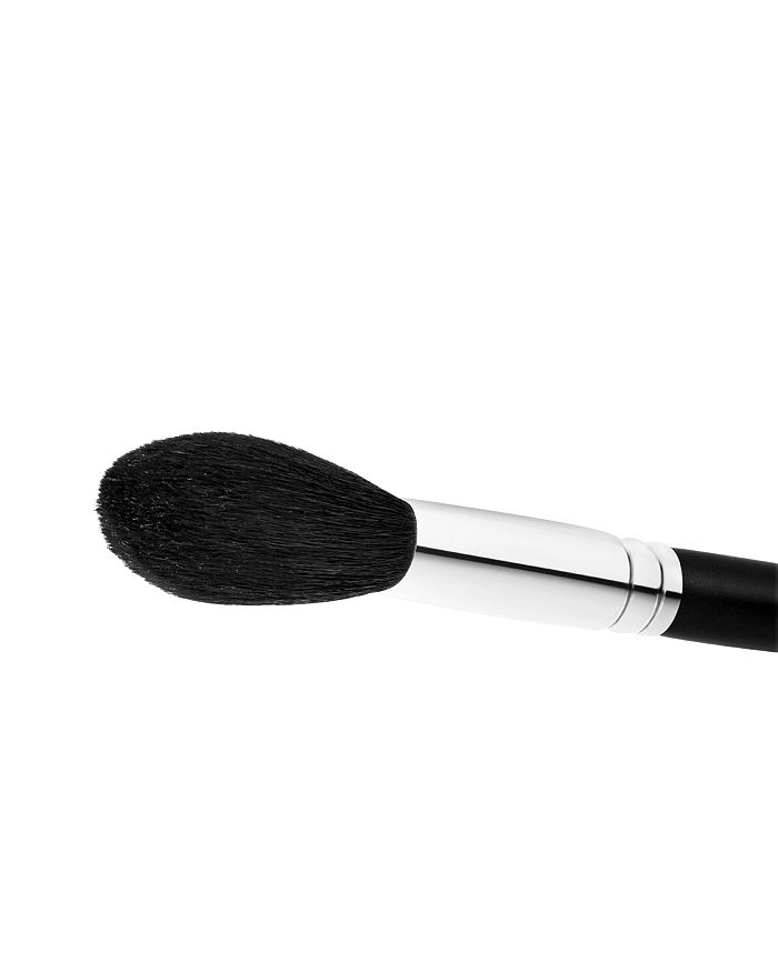 Shop Mac 150s Large Powder Brush