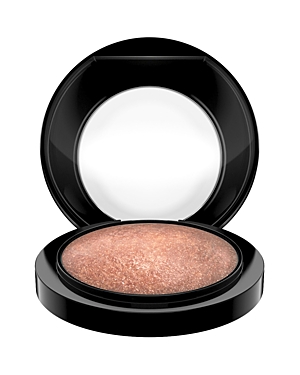 Mac Mineralize Skinfinish In Cheeky Bronze