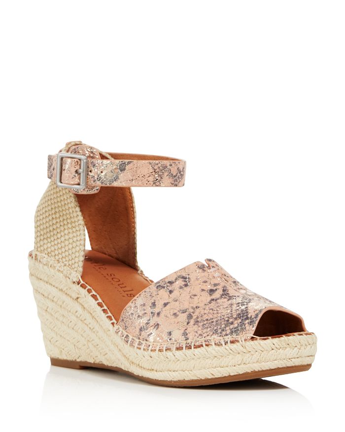 Gentle souls by kenneth cole women's cheap charli espadrille wedge sandals