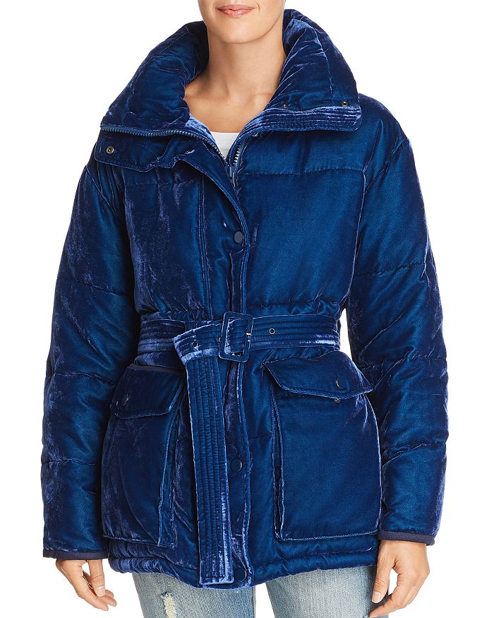Sjyp coat shop