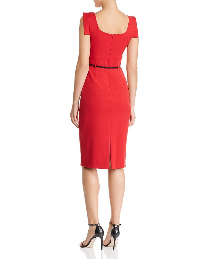 Black Halo Jackie O Sleeveless Sheath Dress In Classic Red