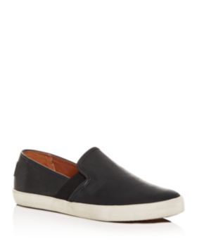 bloomingdales clearance shoes