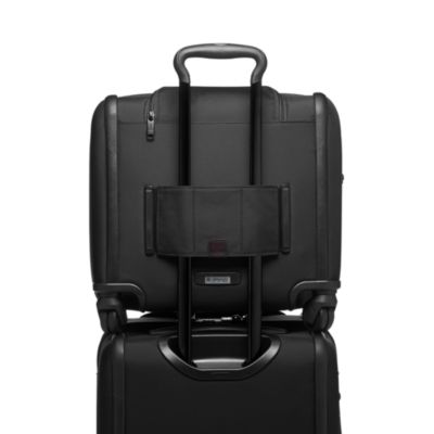 Alpha 3 Compact 4-Wheel Brief