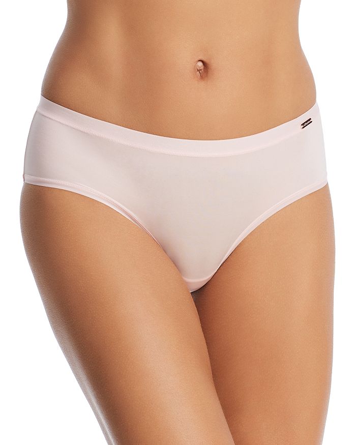 Le Mystere Infinite Comfort Hipster In Lotus