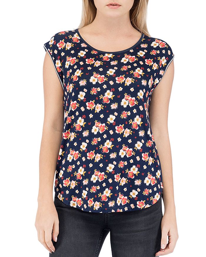 B Collection By Bobeau Suzzane Mixed-print Top In Tossed Floral