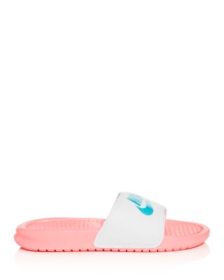 nike women's sandals clearance