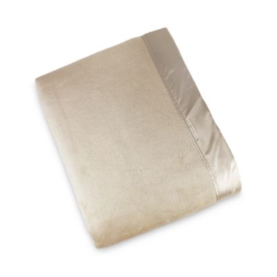 Home Plaza Silk Blanket