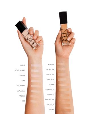 Natural Radiant Longwear Foundation