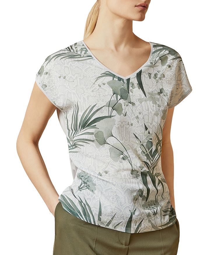 Ted Baker Tessieh Highland Printed Tee In Gray