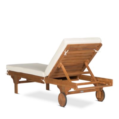 Newport Chaise Lounge Chair With Side Table