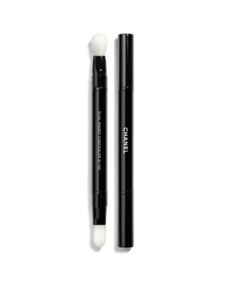 LES PINCEAUX DE CHANEL Retractable Dual-Ended Concealer Brush N&deg;105
